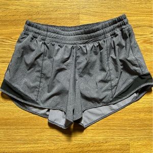 LULULEMON Hotty Hot Shorts, size 10